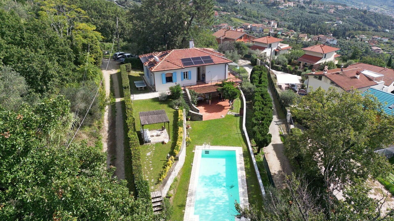 Photo of Outdoor in Corsanico