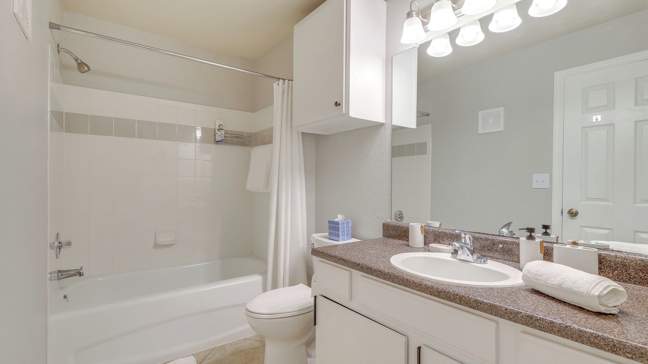 Photo of Bathroom in Oak Ridge