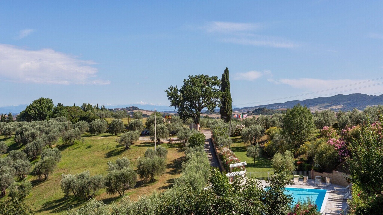 Photo of Others in Volterra