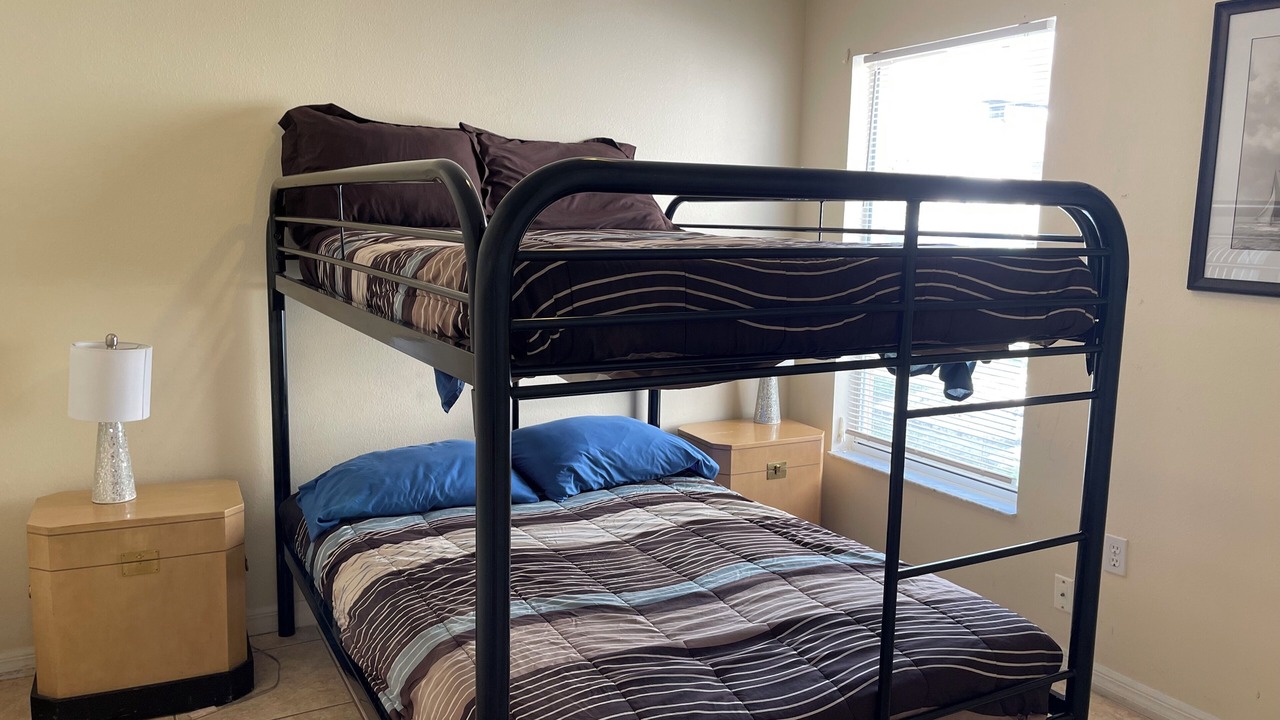 Photo of Bedroom in Eagle Pointe South