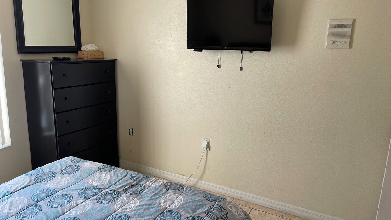 Photo of Bedroom in Eagle Pointe South