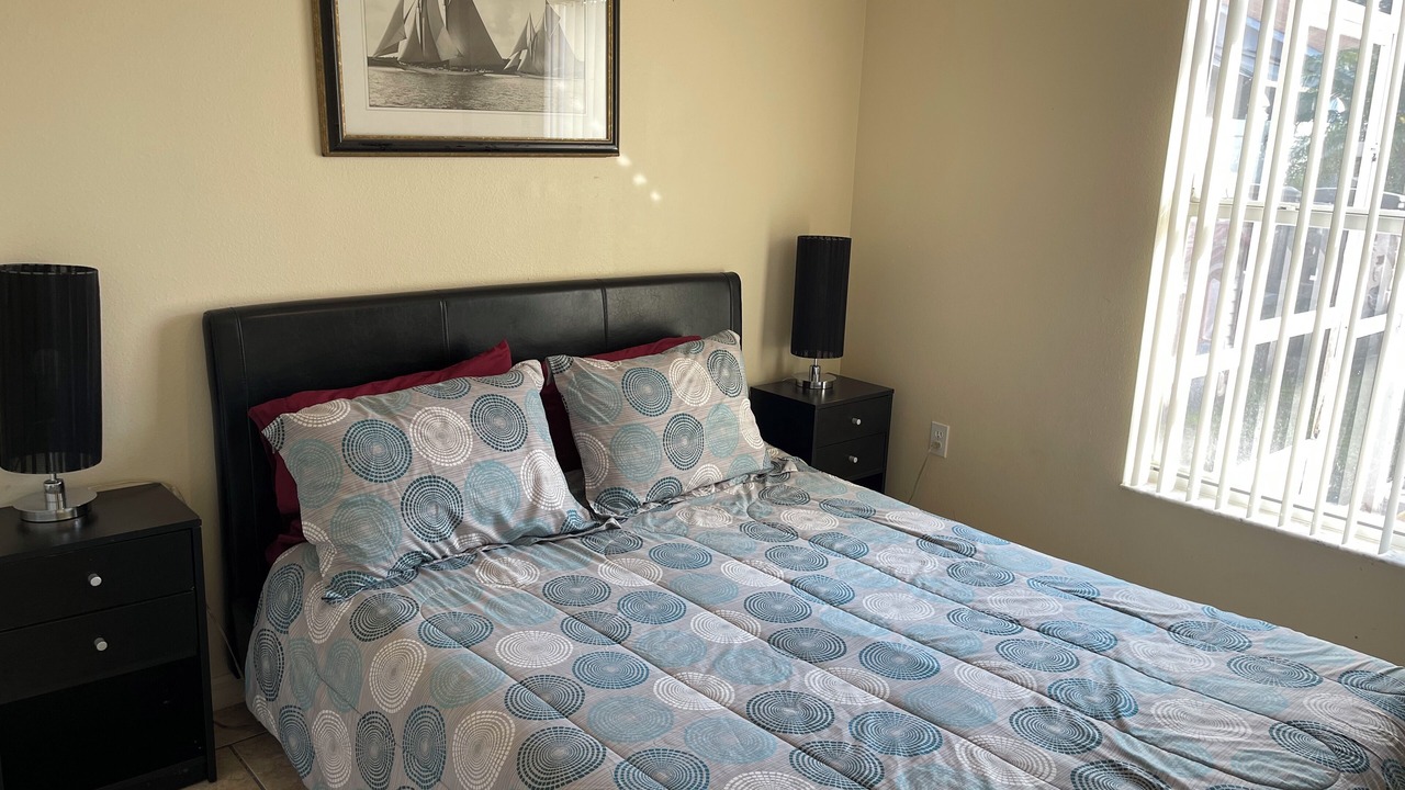Photo of Bedroom in Eagle Pointe South