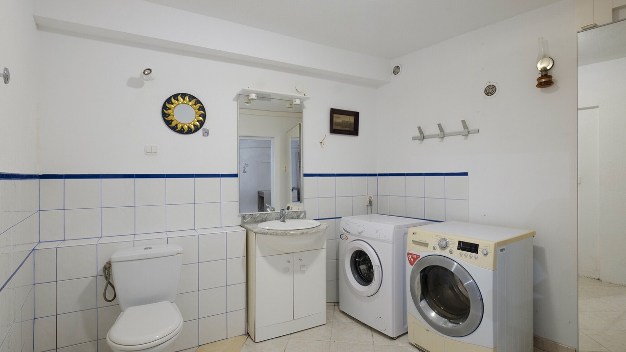 Photo of Bathroom in Falicon