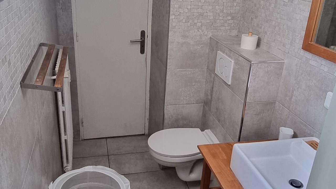 Photo of Bathroom in Prado - Republique