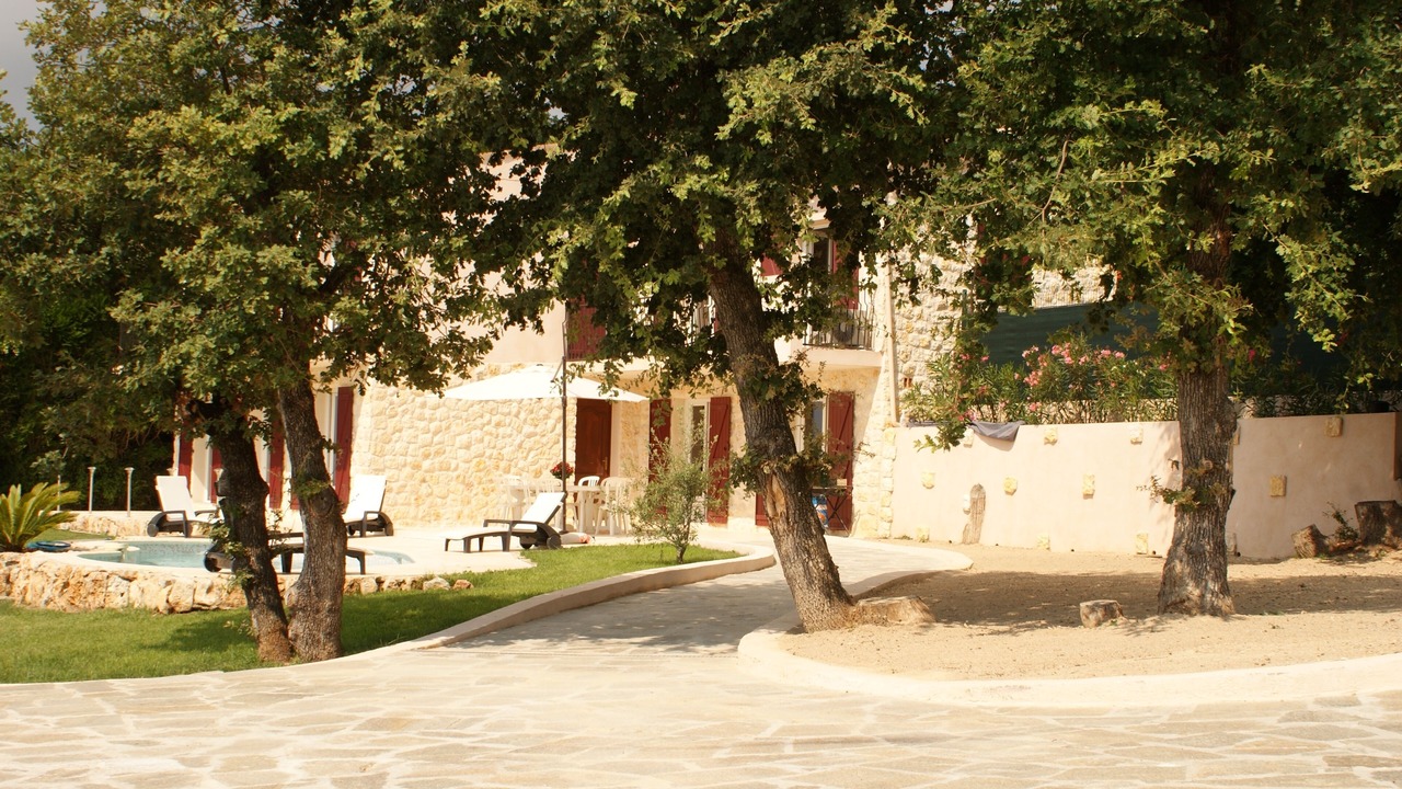 Photo of Outdoor in Gattieres