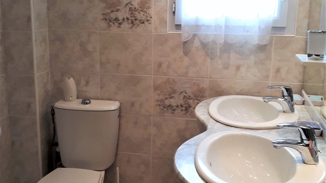Photo of Bathroom in Tanneron