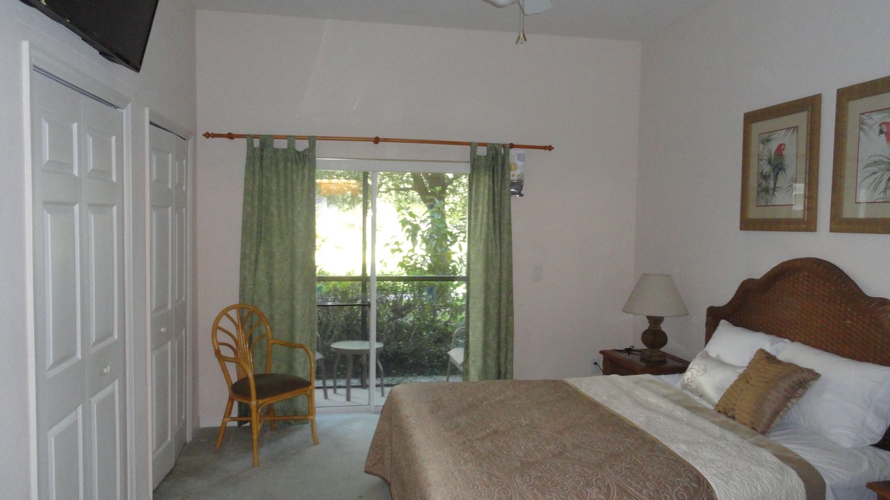 Photo of Patio Balcony in Bahama Bay