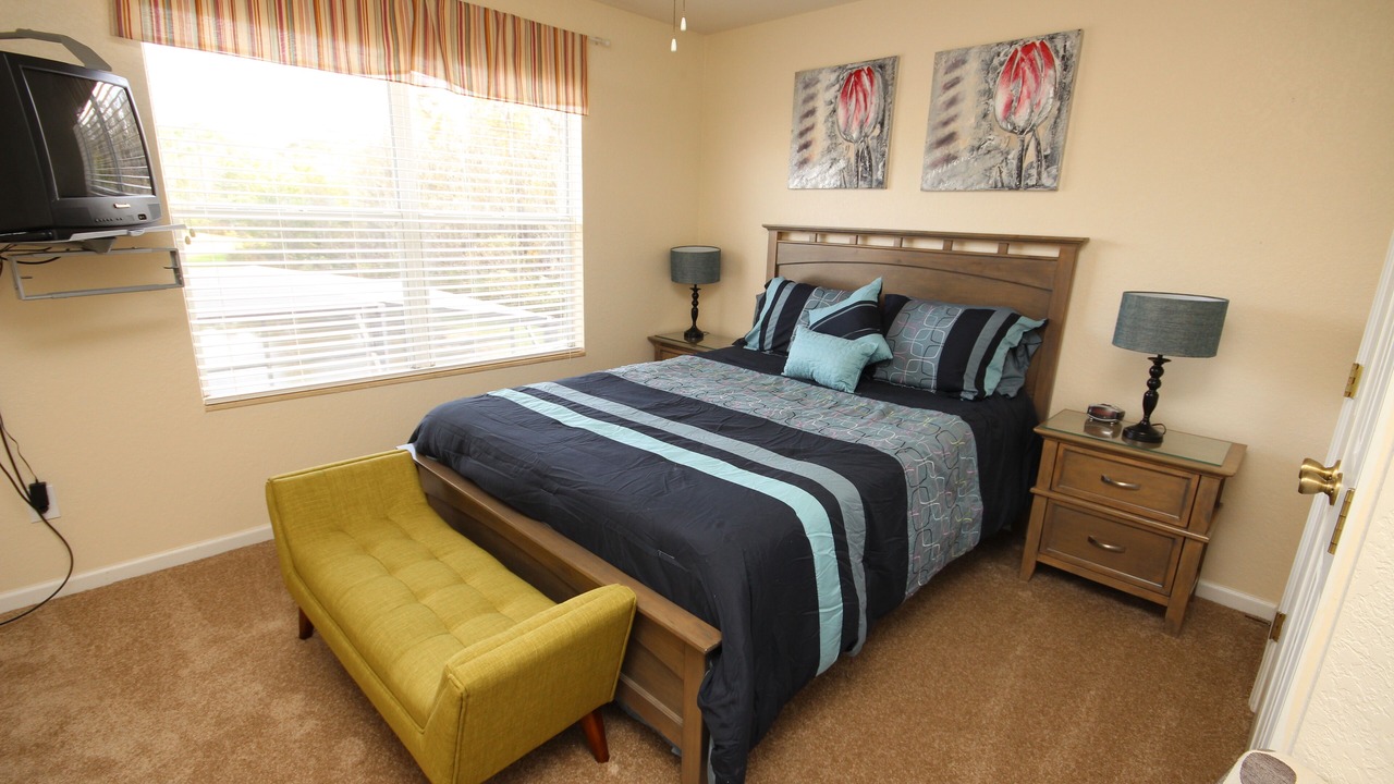 Photo of Bedroom in Trafalgar Village