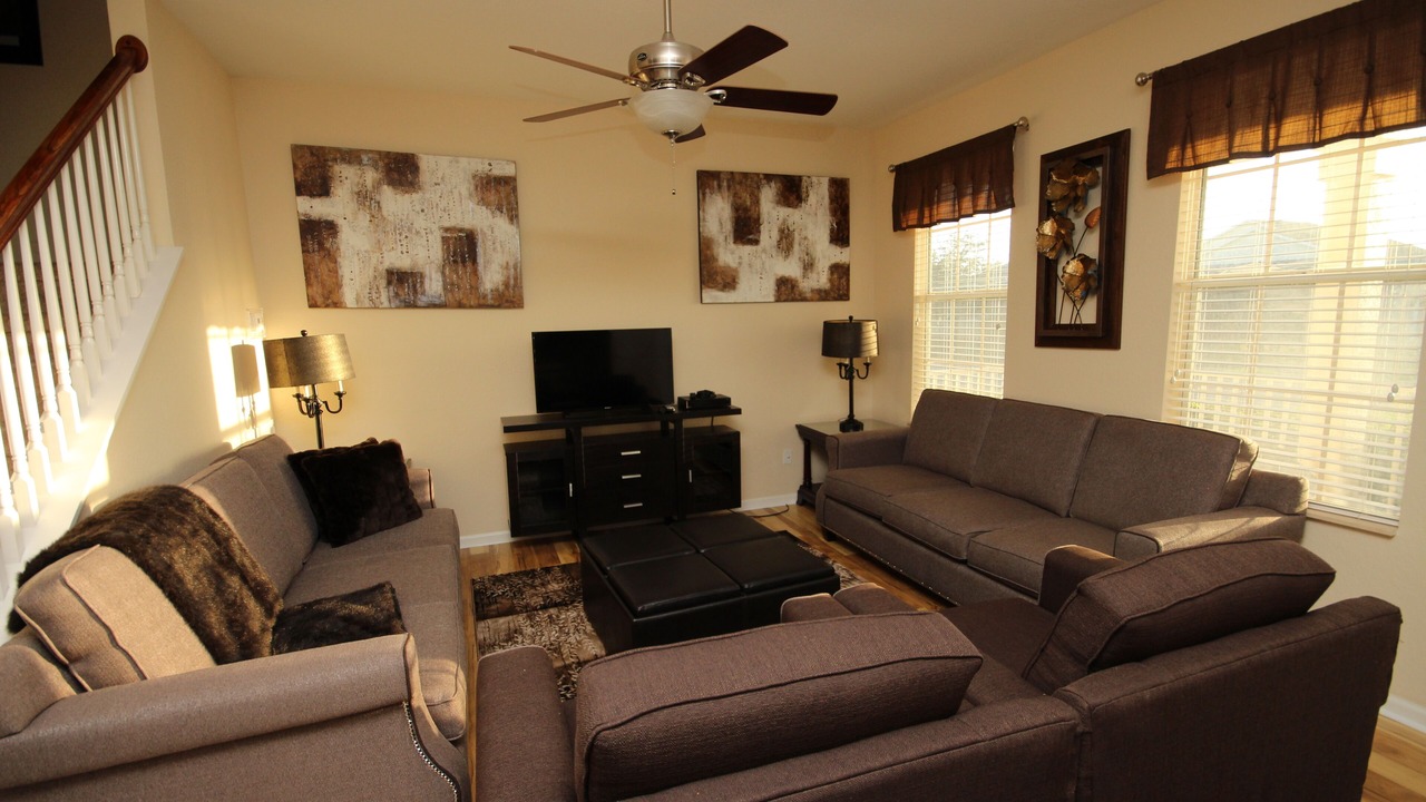 Photo of Livingroom in Trafalgar Village