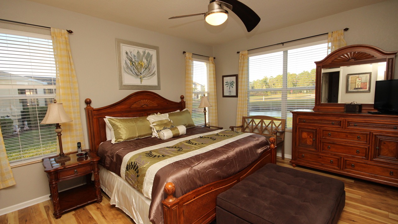 Photo of Bedroom in Trafalgar Village