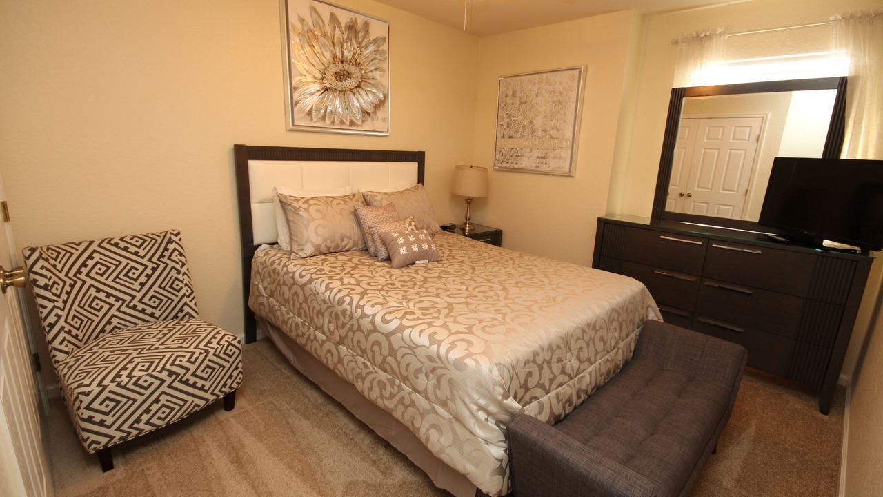 Photo of Bedroom in Trafalgar Village