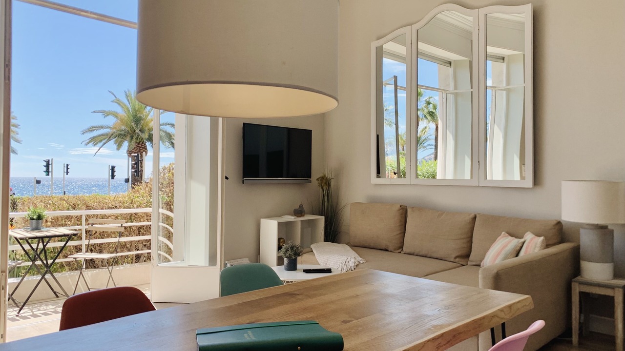 Photo of Livingroom in Les Baumettes