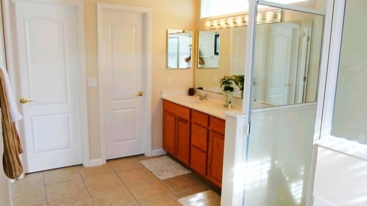 Photo of Bathroom in Highlands Reserve