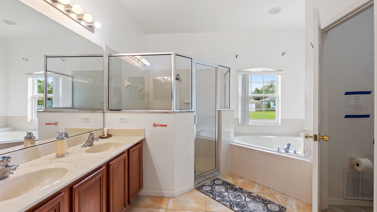 Photo of Bathroom in Poinciana