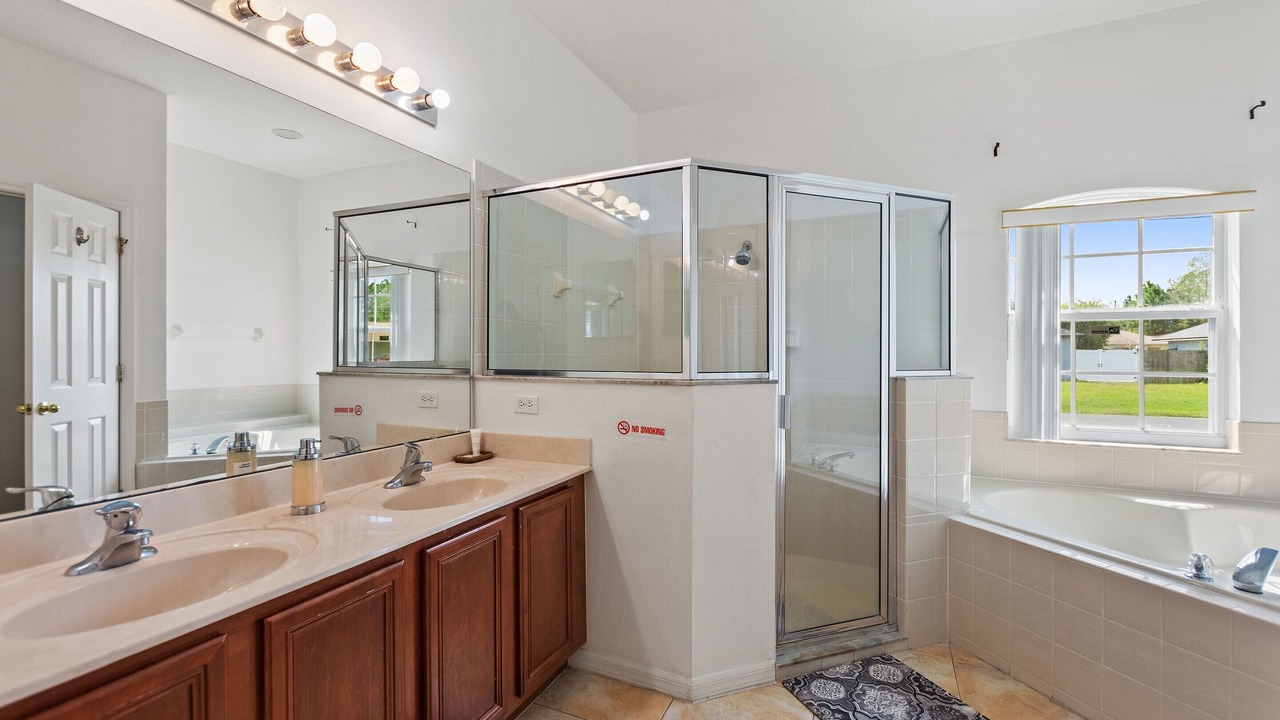 Photo of Bathroom in Poinciana