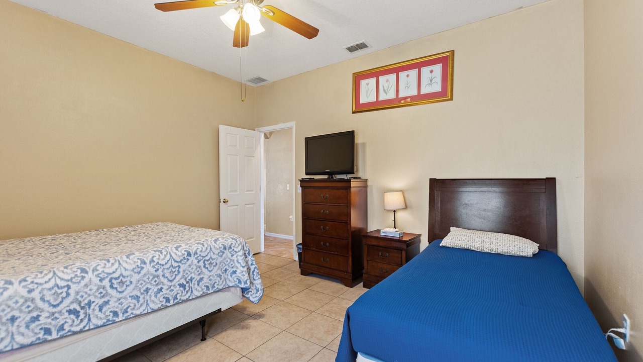 Photo of Bedroom in Poinciana
