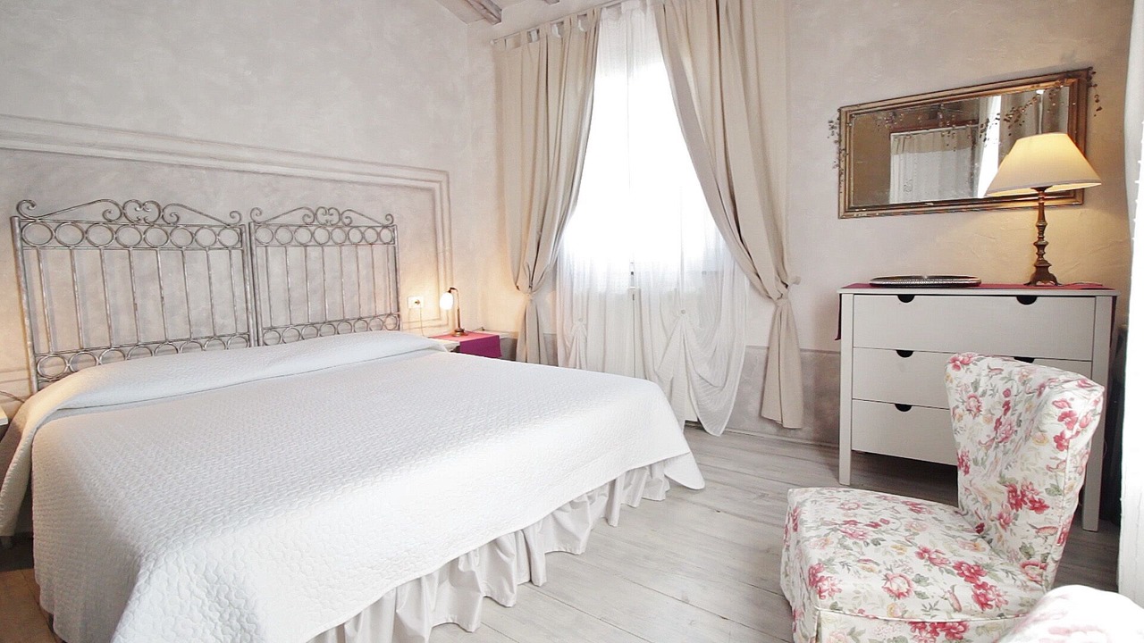 Photo of Bedroom in Camaiore