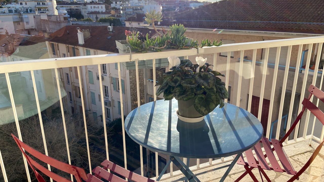 Photo of Patio Balcony in Prado - Republique
