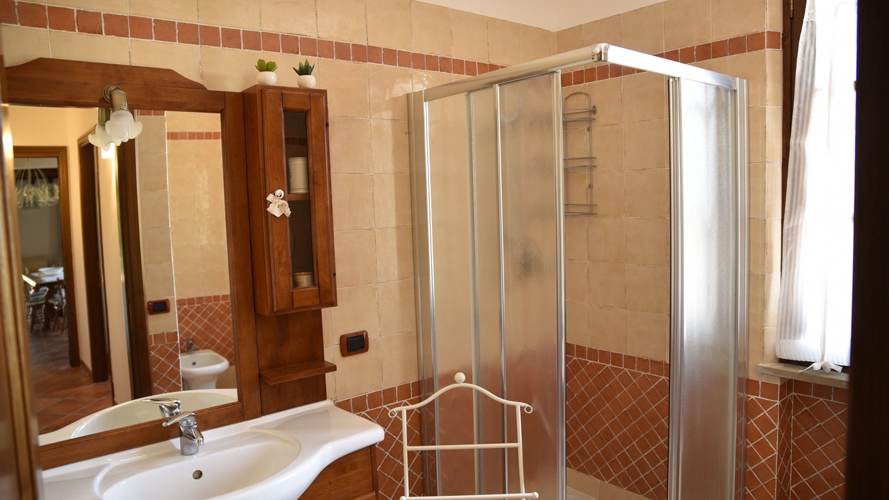 Photo of Bathroom in Casale Marittimo