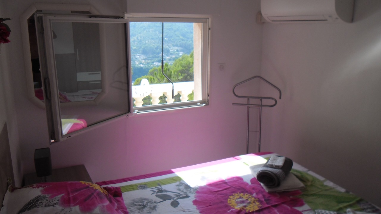 Photo of Bedroom in La Pointe