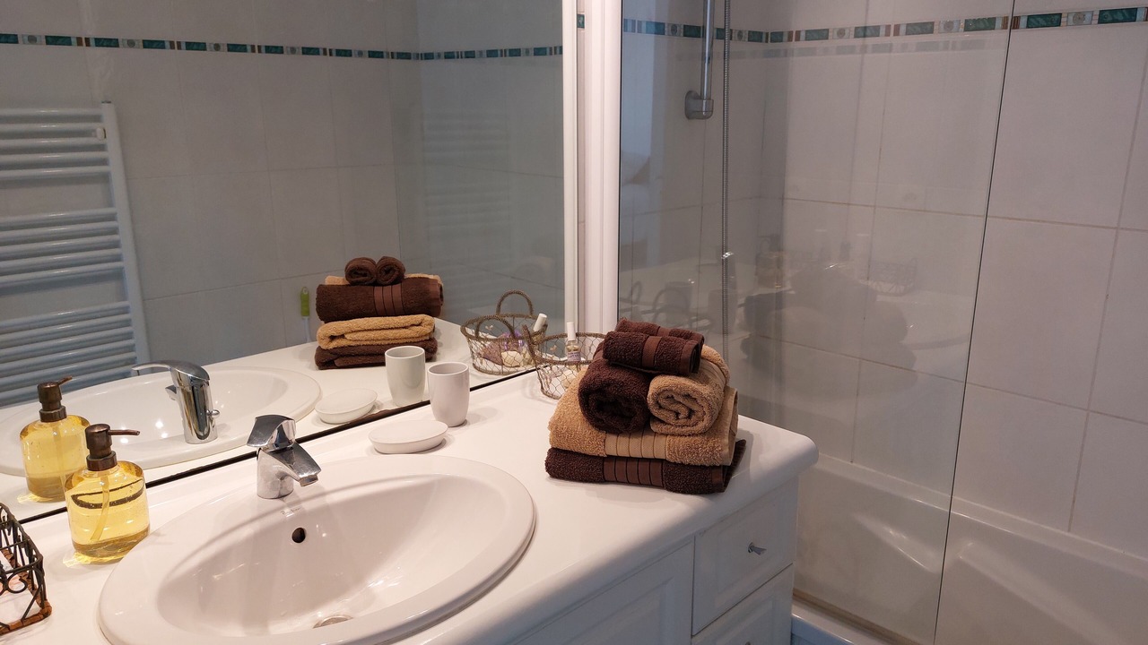Photo of Bathroom in Plaine de la Brague