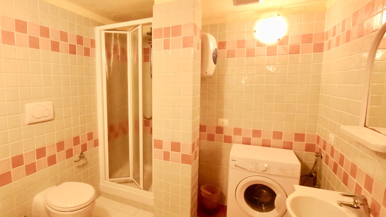 Photo of Bathroom in Casale Marittimo