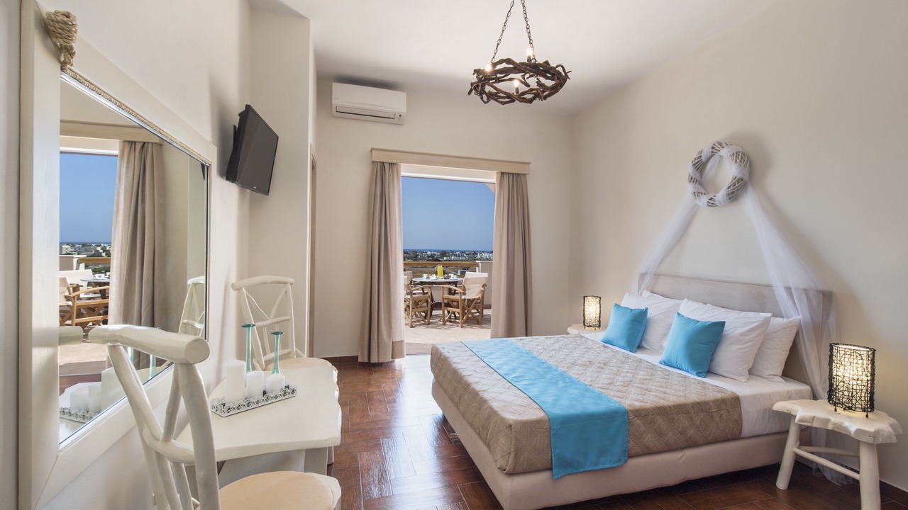Photo of Bedroom in Perissa