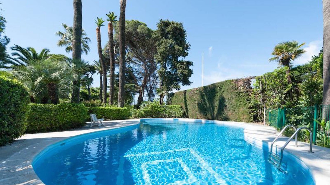 Photo of Outdoor in La Croix des Gardes