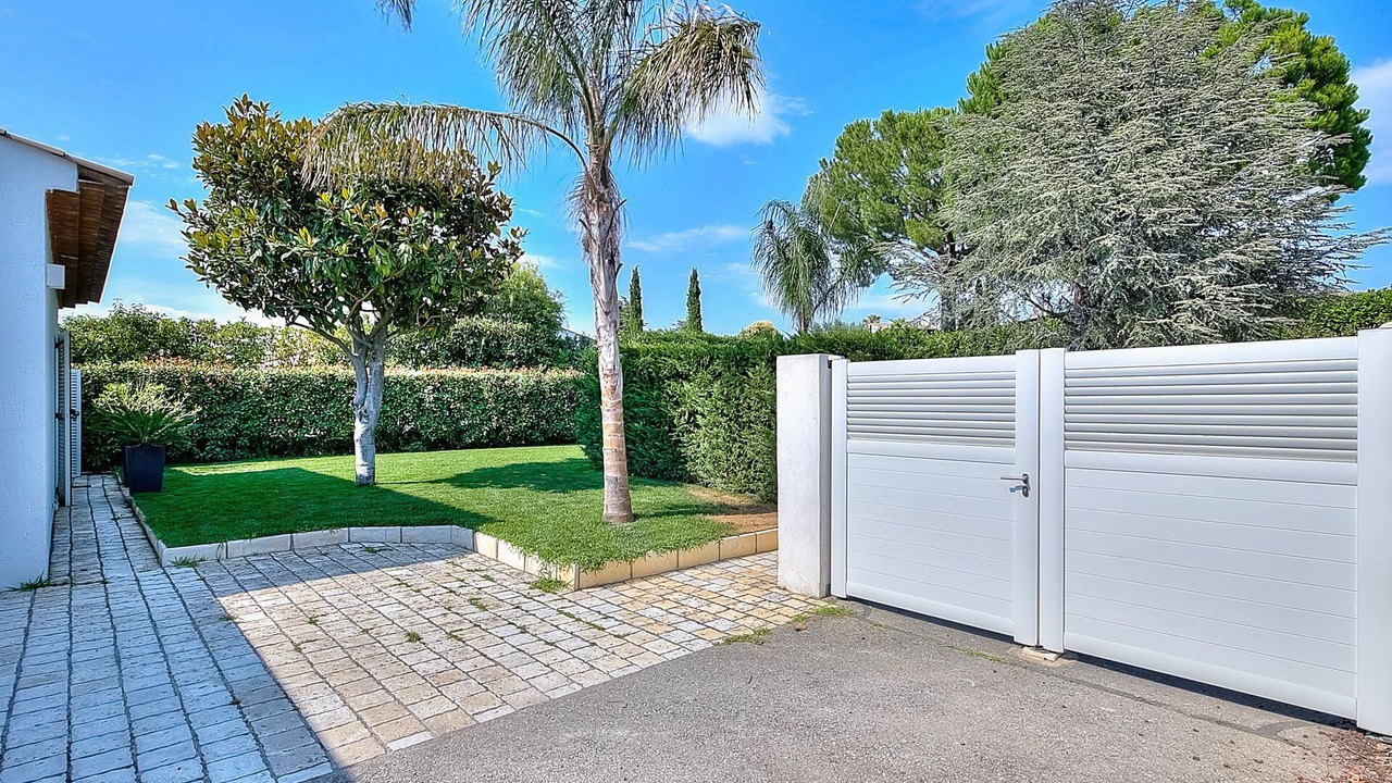 Photo of Outdoor in Villeneuve-Loubet