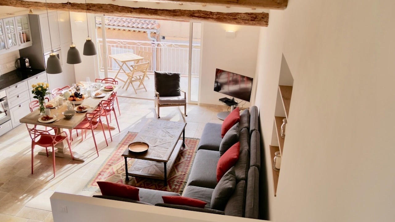 Photo of Bedroom in Antibes Old Town