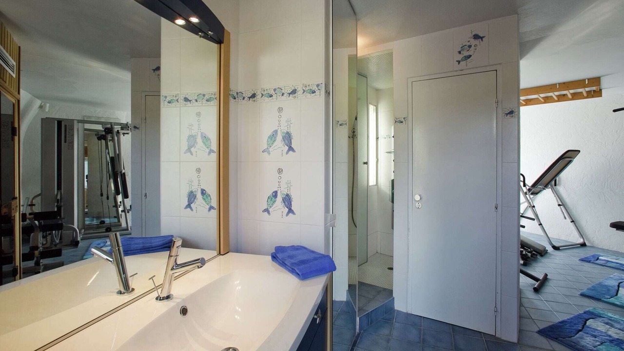 Photo of Bathroom in Mandelieu-La-Napoule