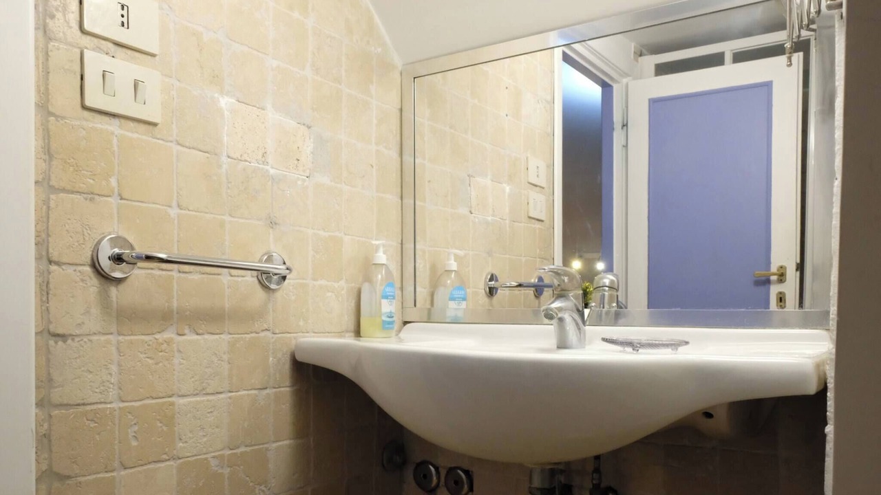 Photo of Bathroom in Rione V Ponte