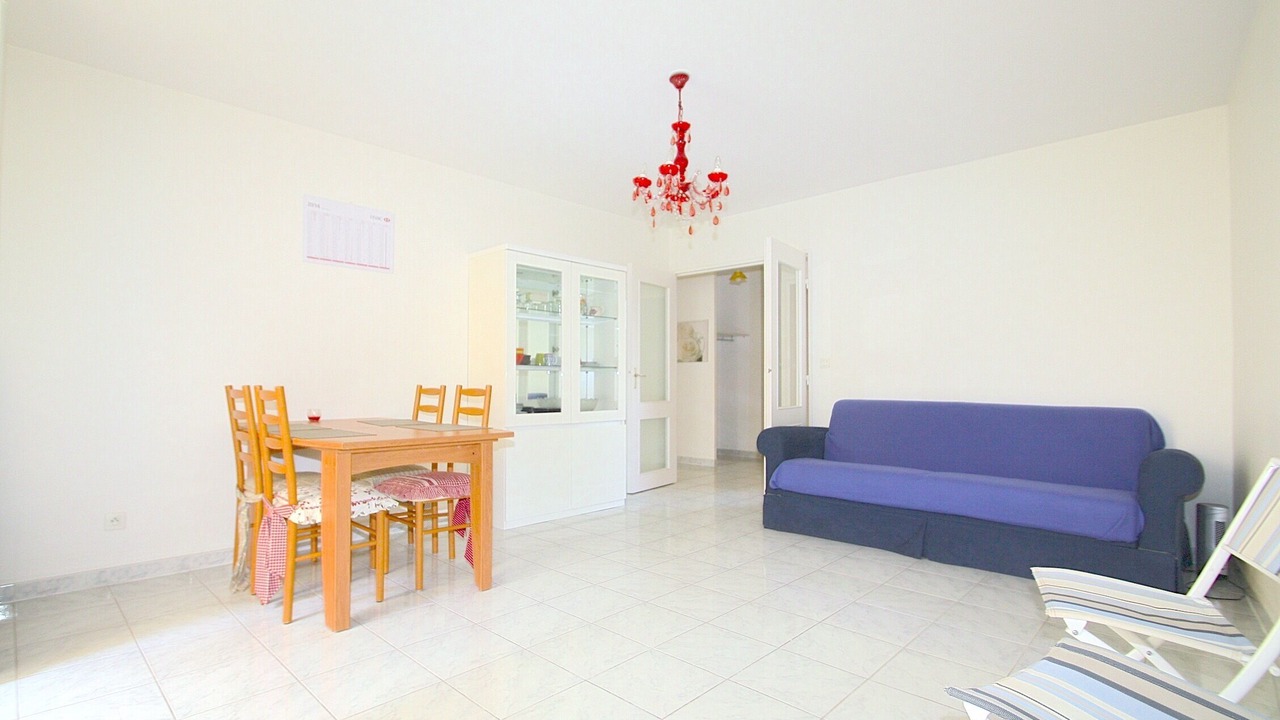 Photo of Livingroom in Old Town