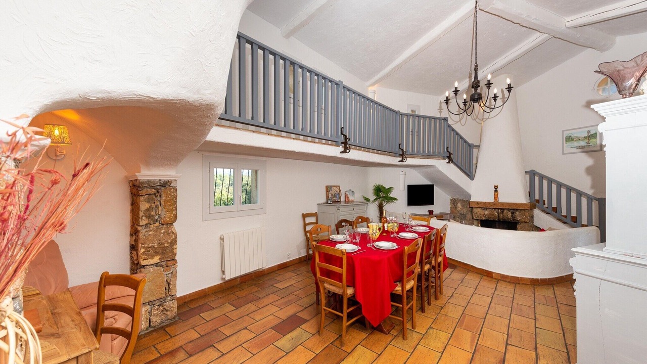 Photo of Livingroom in Mouans-Sartoux