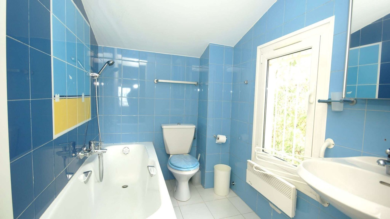 Photo of Bathroom in Cannes La Bocca