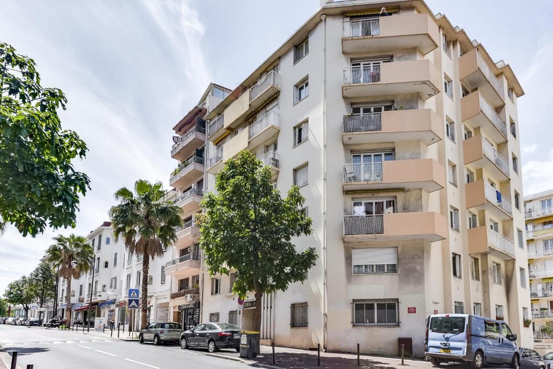 Photo of Buildings in Antibes City Centre