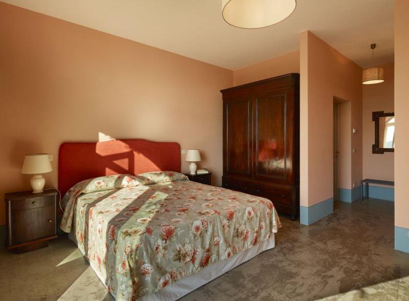 Photo of Bedroom in La Foce