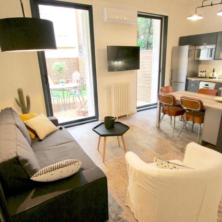 Photo of Livingroom in Musicians Quarter
