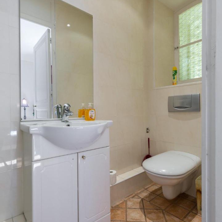 Photo of Bathroom in Cannes City Centre