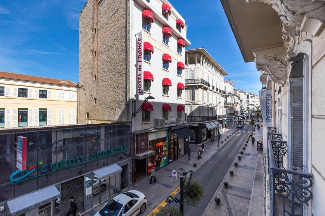 Photo of Buildings in Cannes City Centre