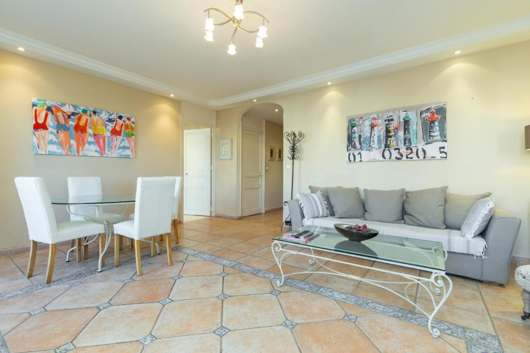 Photo of Livingroom in Cannes City Centre