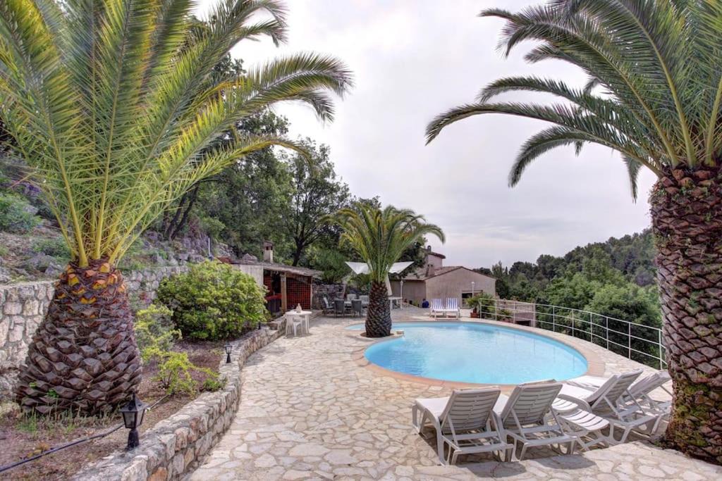 Photo of Outdoor in Roquefort-les-Pins