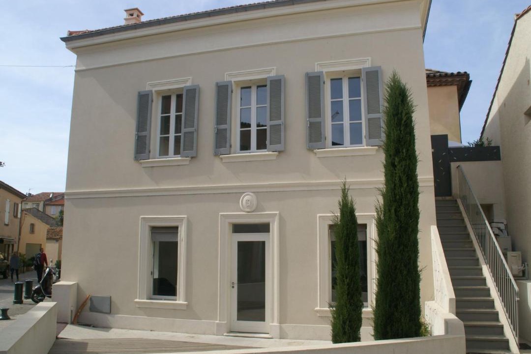 Photo of Buildings in Saint-Tropez City Centre