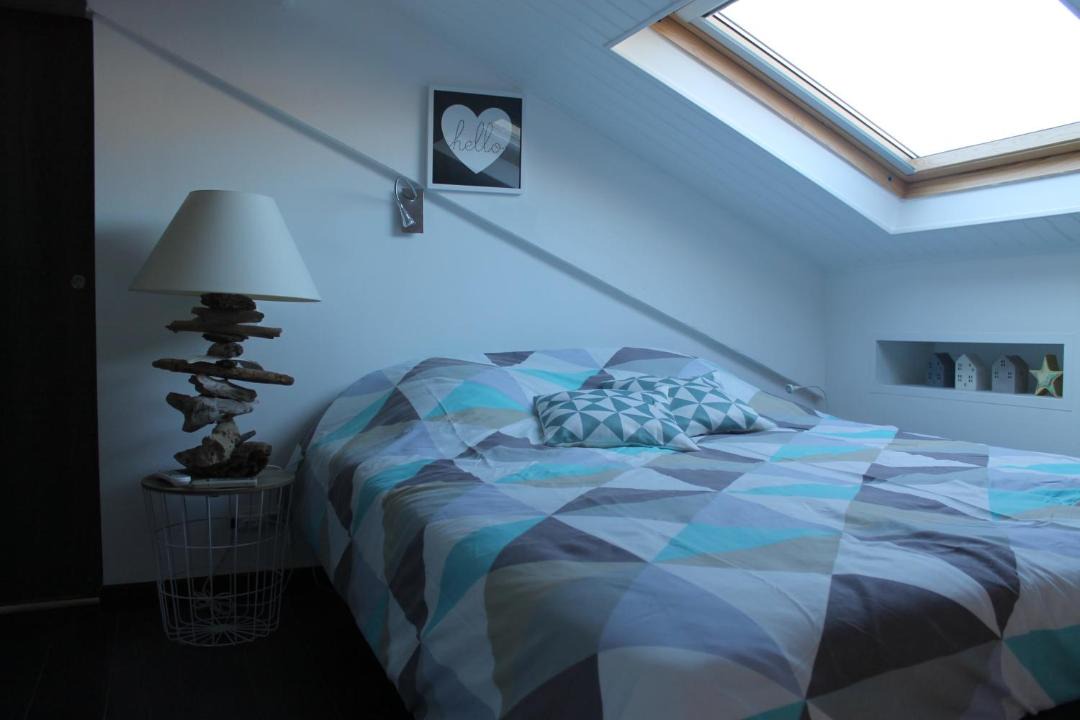 Photo of Bedroom in Cannes City Centre