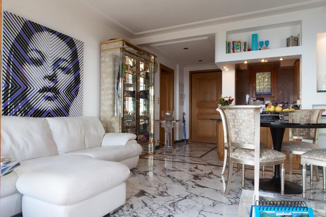 Photo of Livingroom in Eze