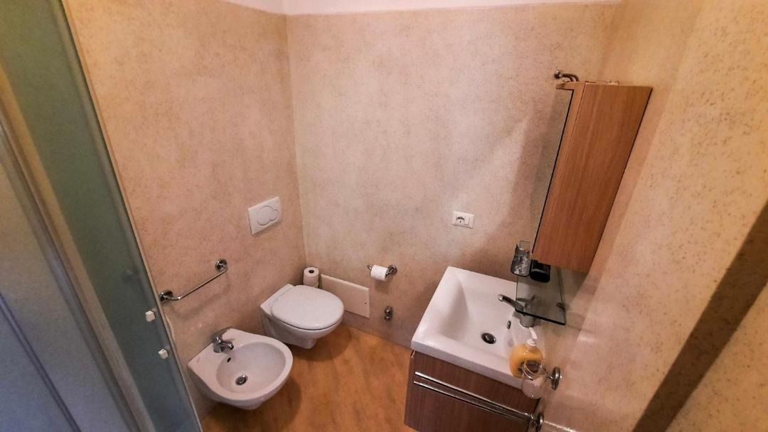 Photo of Bathroom in Euroville