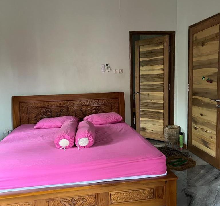 Photo of Bedroom in Batu Karas