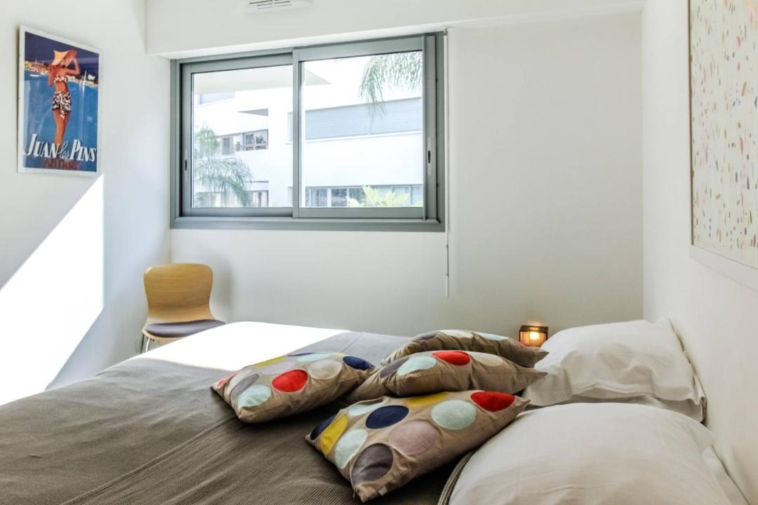 Photo of Bedroom in Juan-les-Pins