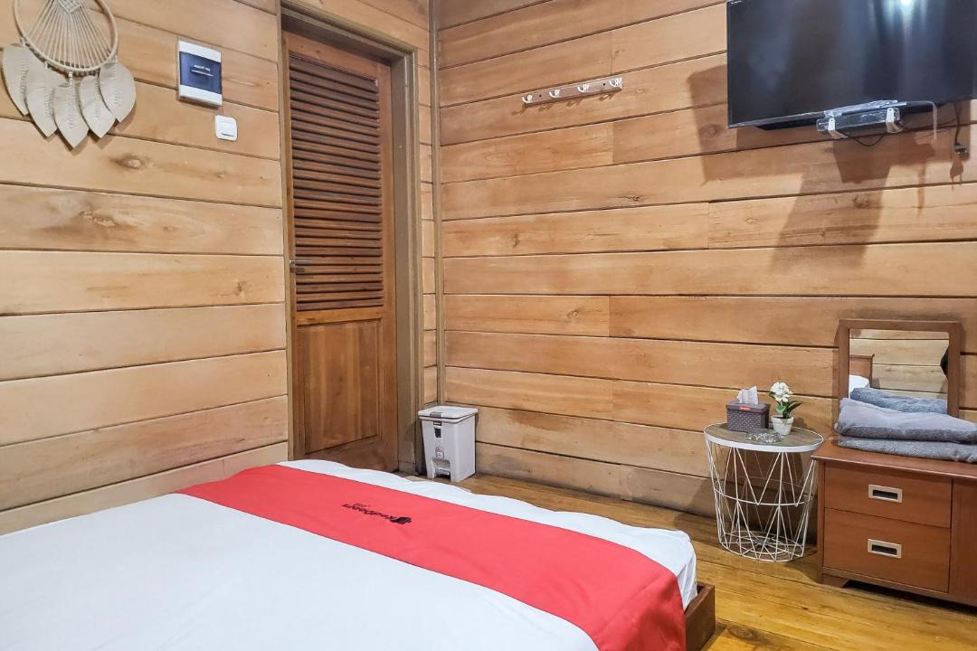 Photo of Bedroom in Cisurupan