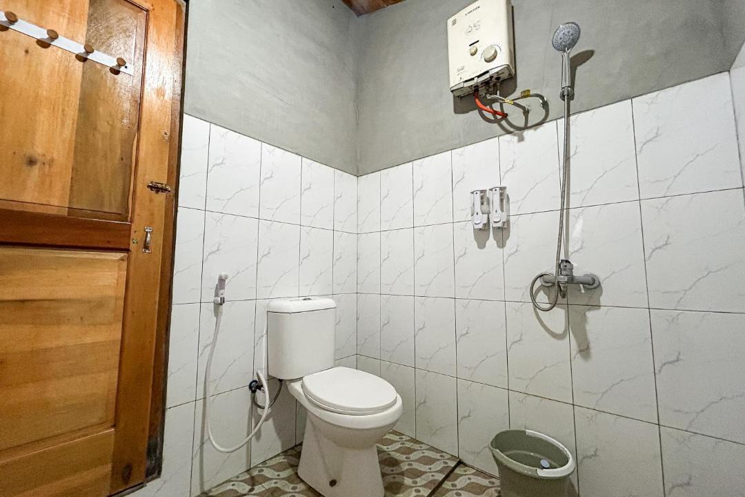 Photo of Bathroom in Cisurupan